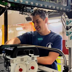 Santiago Herrera engaging in research.